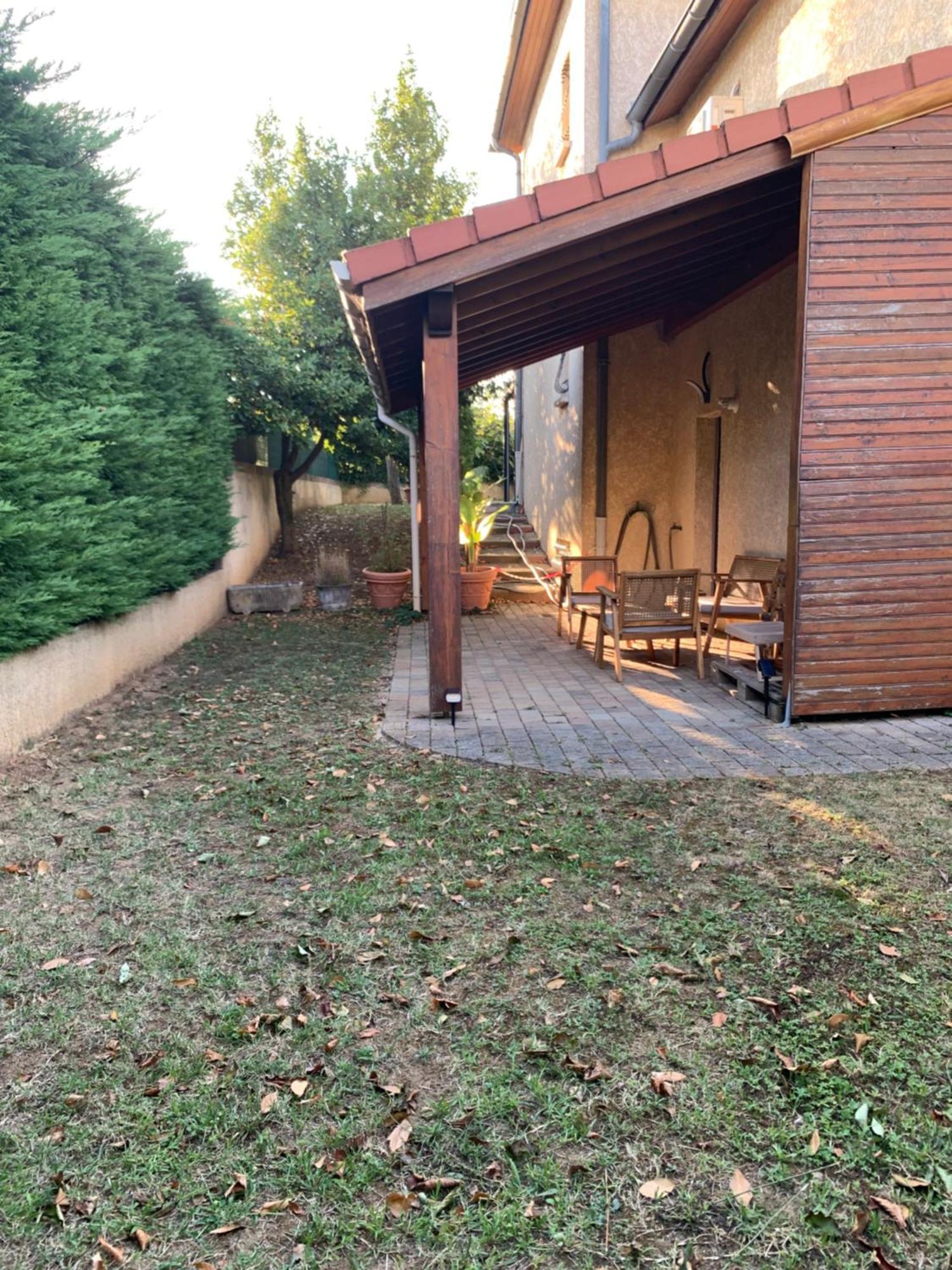 Studio Equipe Le Chasseland Chassieu Ngoại thất bức ảnh