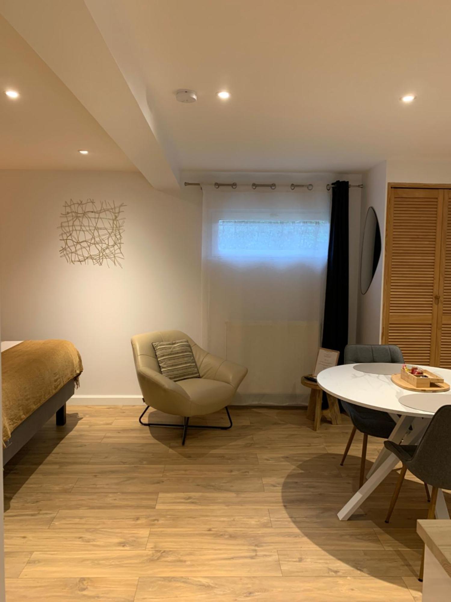 Studio Equipe Le Chasseland Chassieu Ngoại thất bức ảnh