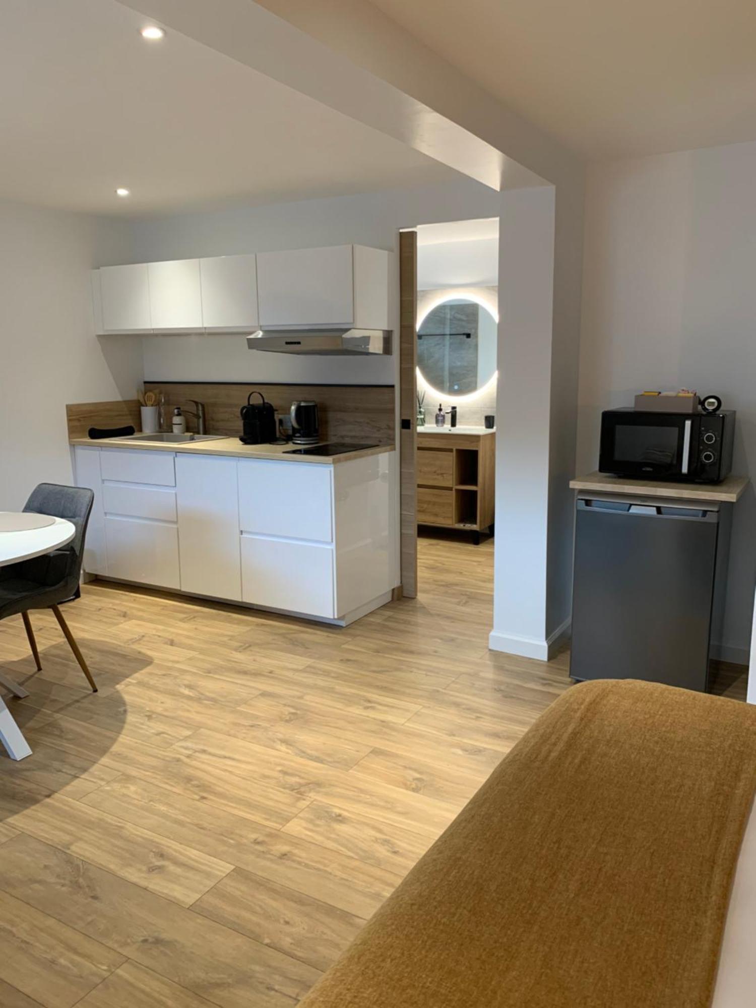 Studio Equipe Le Chasseland Chassieu Ngoại thất bức ảnh